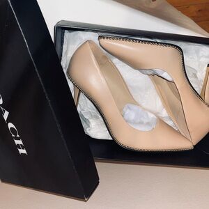 Coach Women's Tan Pumps